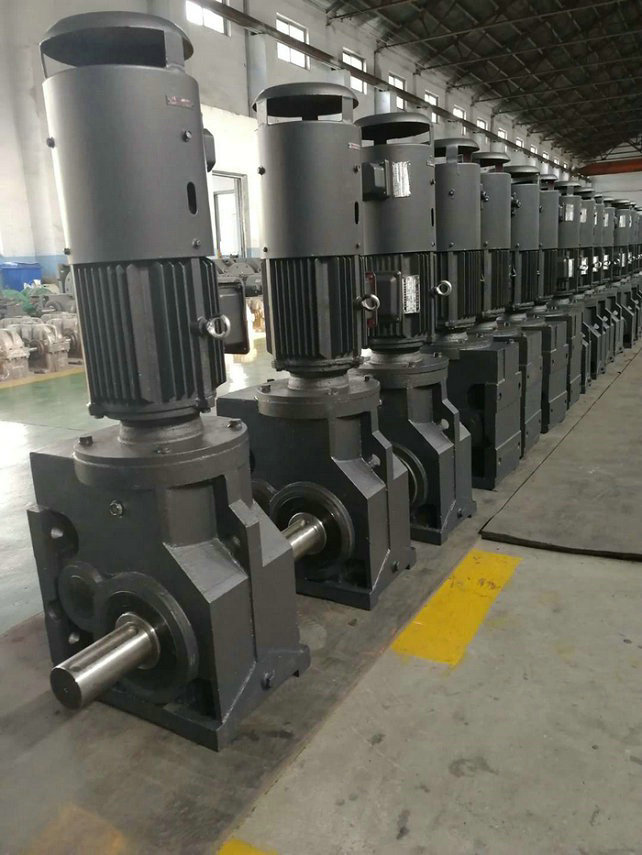 北京四大係列減速機配套電機